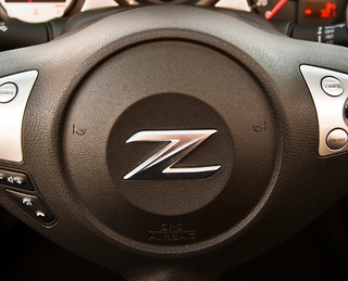 Illustration for article titled 2010 Nissan 370Z Roadster